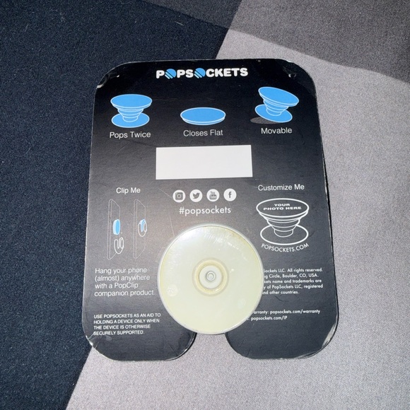 PopSocket Toronto Raptors Red Phone Accessory - Picture 2 of 2